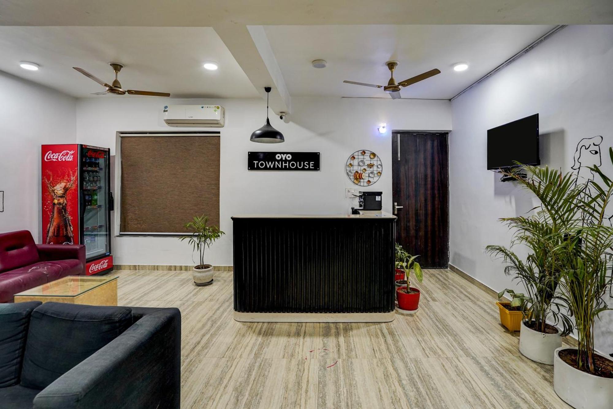 Townhouse Cloud Bay Hotel Gurgaon Luaran gambar