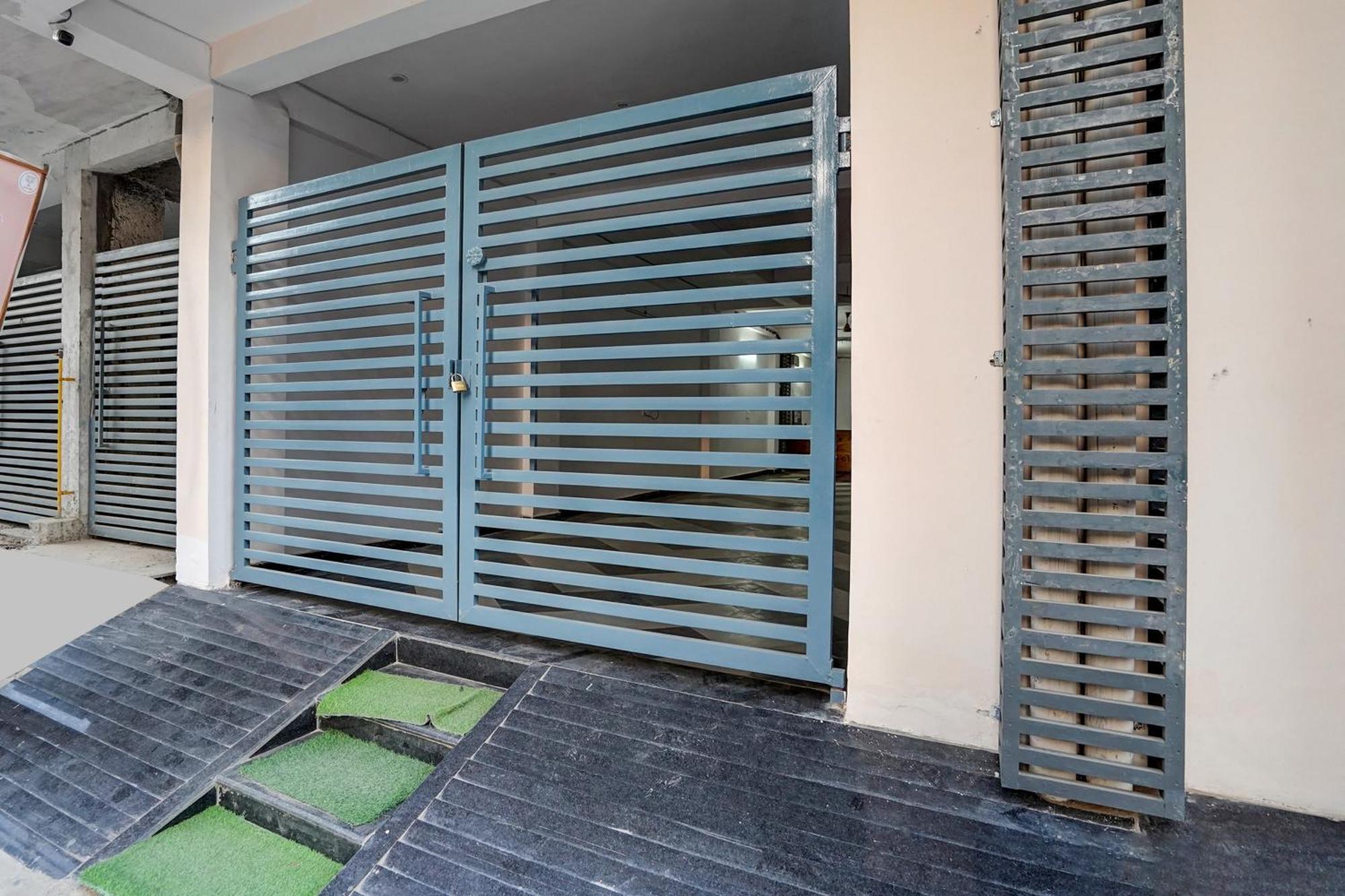 Townhouse Cloud Bay Hotel Gurgaon Luaran gambar